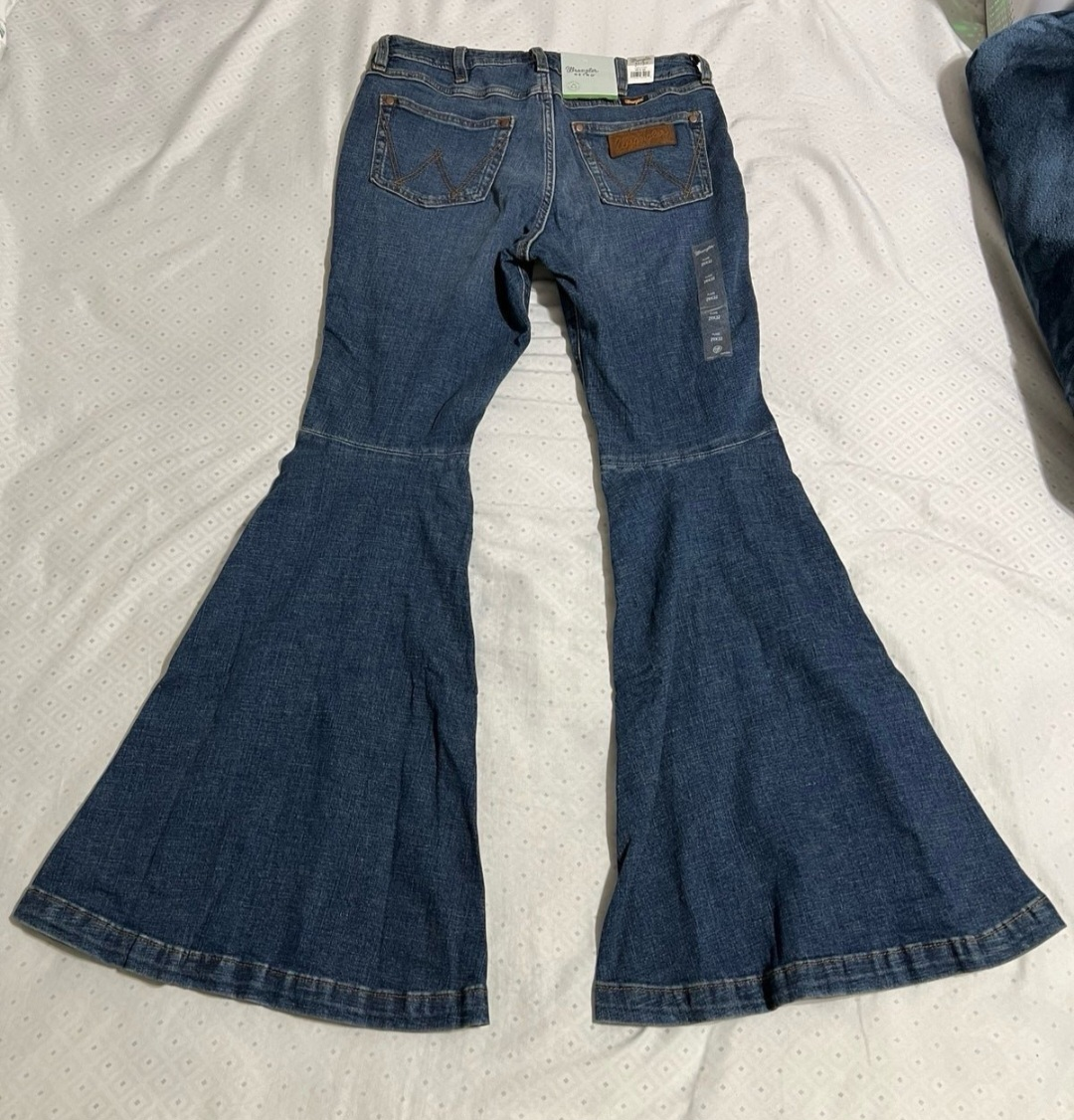 Wrangler Retro Bell Bottom Jeans Size 29x32 - photo 2