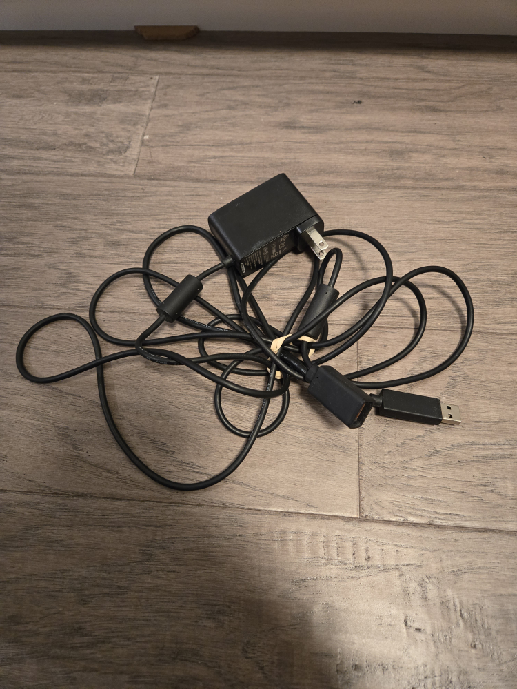 xbox 360 kinect sensor adapter. works fine