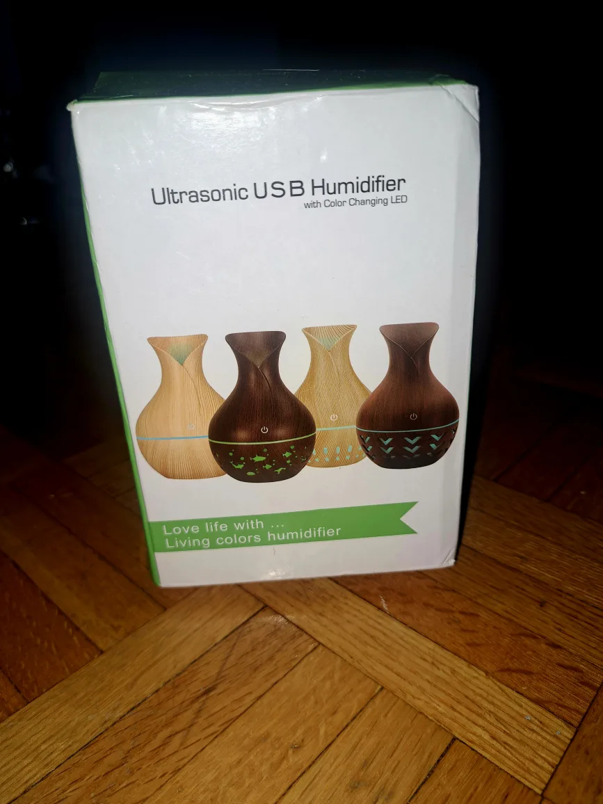 Ultrasonic USB Humidifier with LED thumbnail