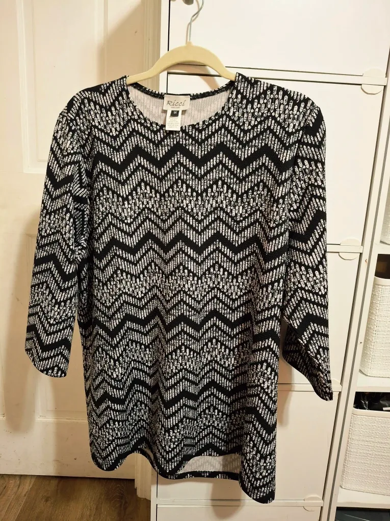 Plus Size Black & White Textured Top