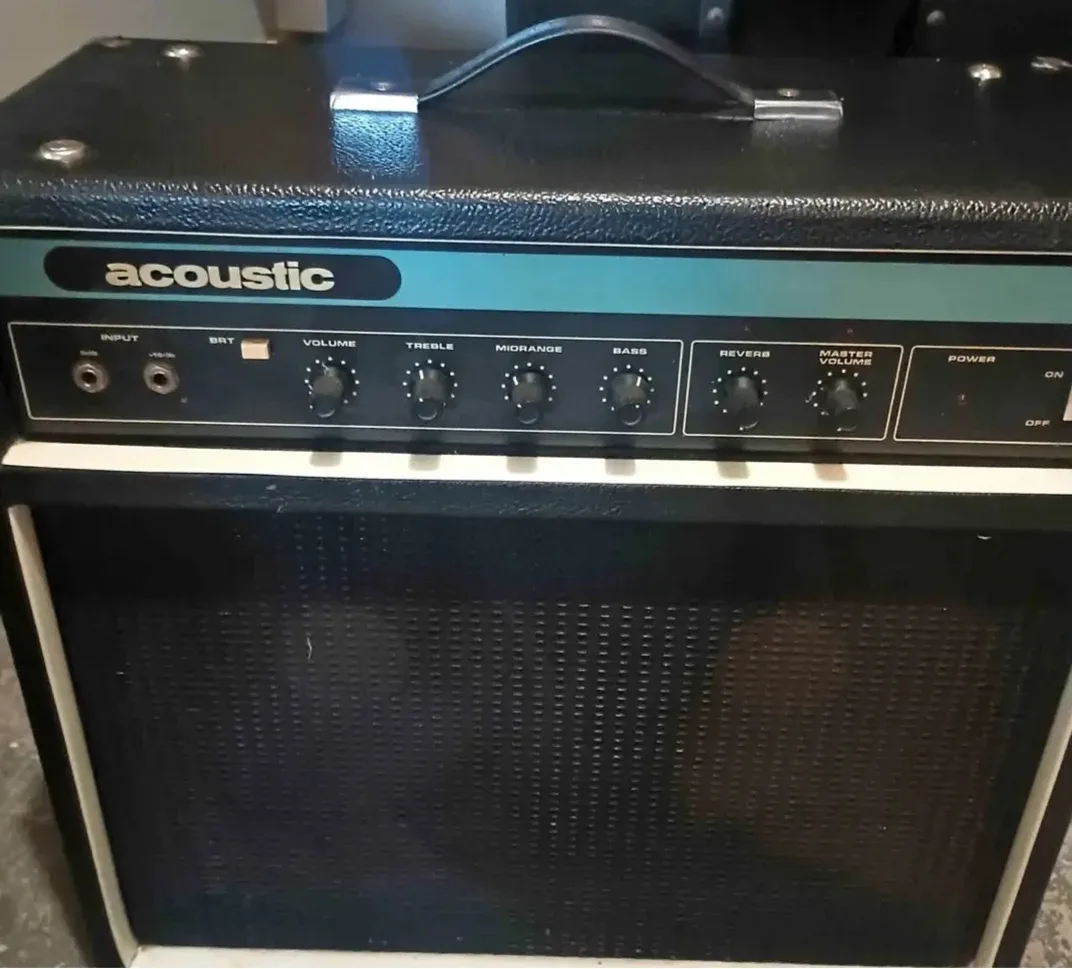Vintage 1970's Acoustic Control Model 114 Guitar Amplifier image indicator(10)