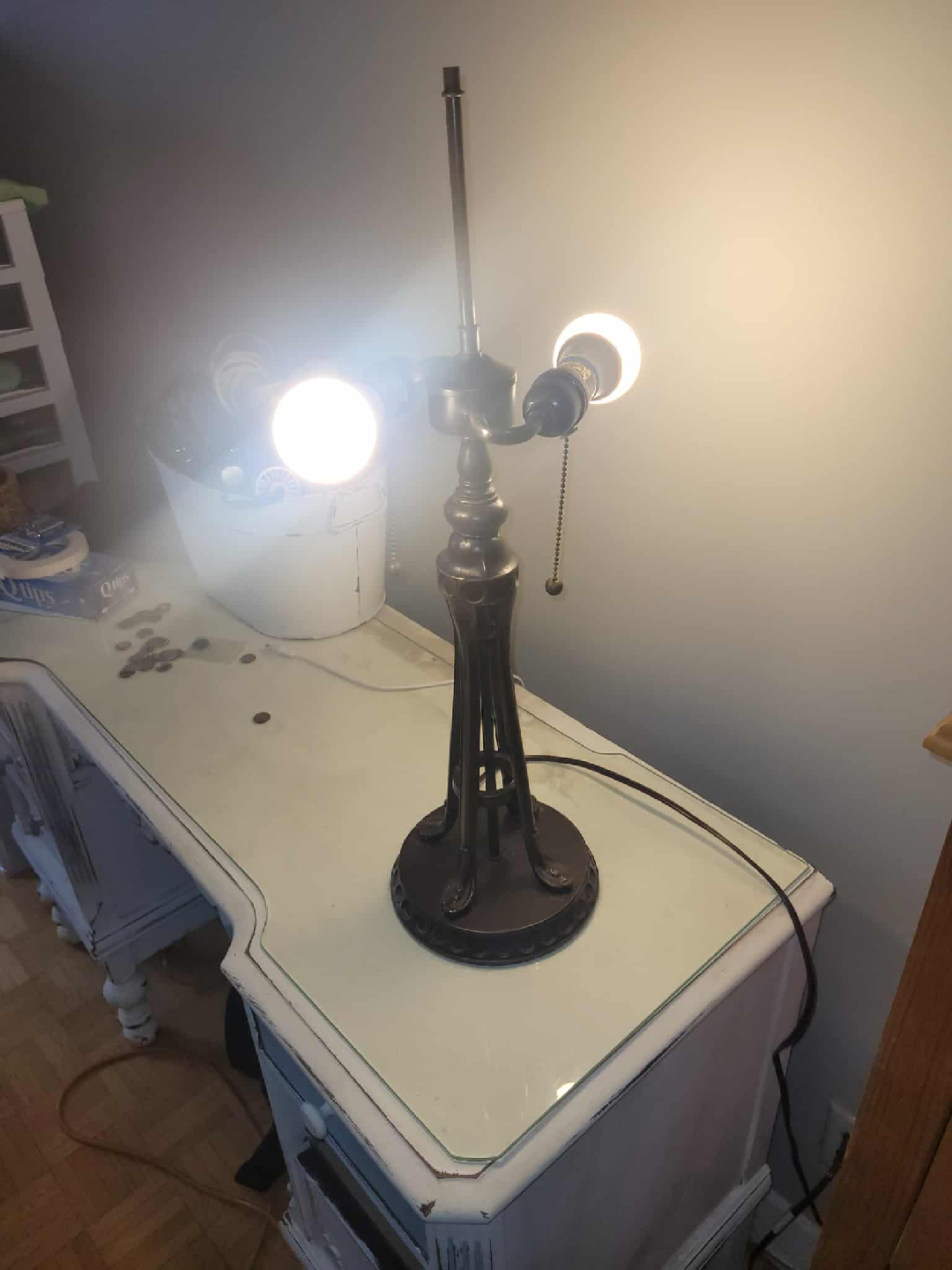 Tiffany Style Stained Glass Table Lamp - photo 2