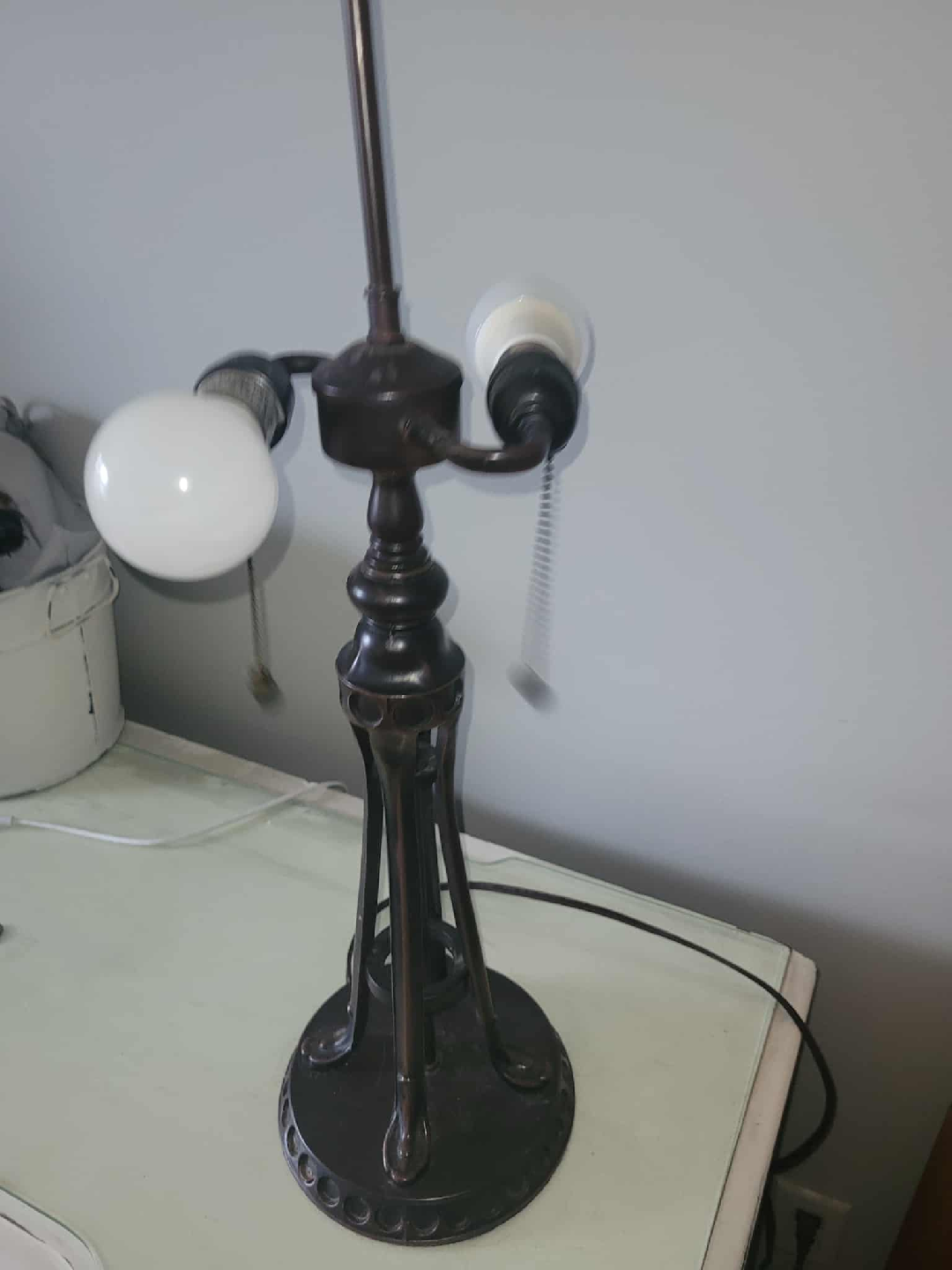 Tiffany Style Stained Glass Table Lamp - photo 3