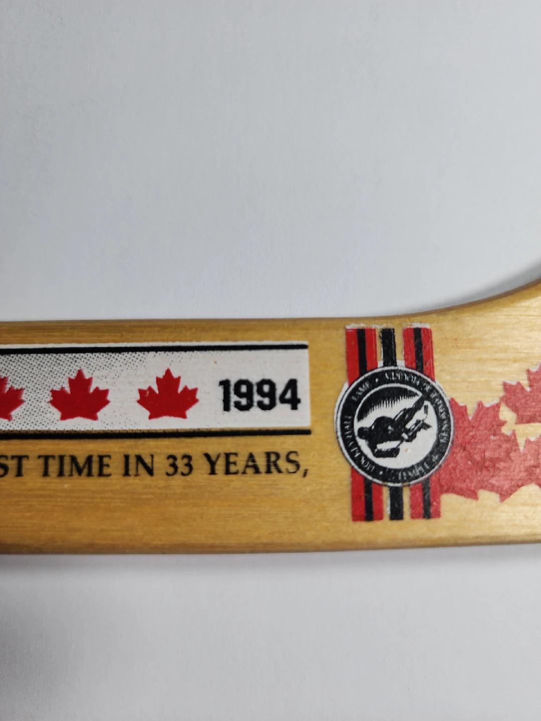 1994 Team Canada Mini Hockey Stick - photo 3