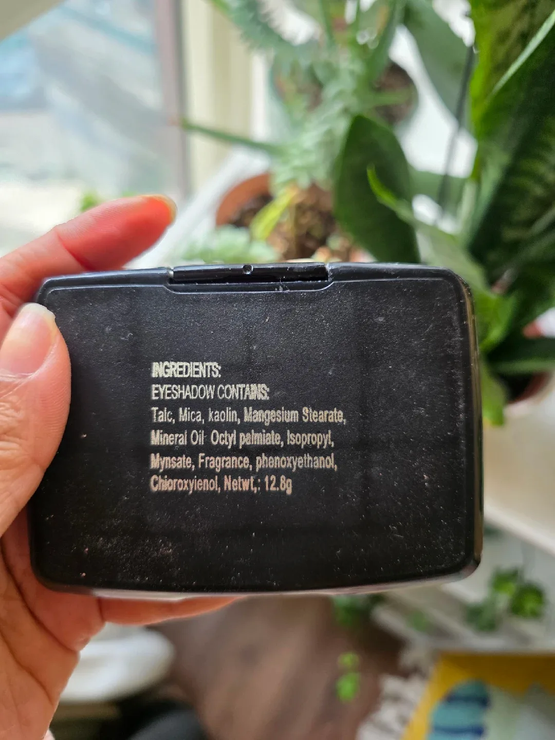 Eyeshadow Palette image indicator(3)