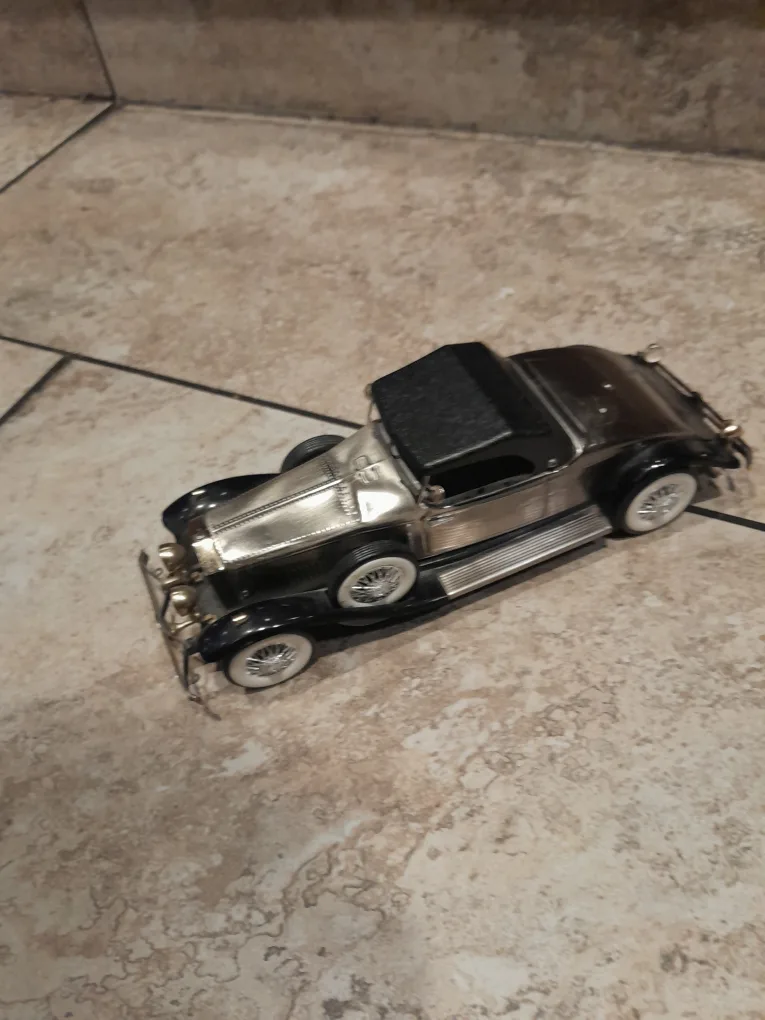 Vintage Style Car Model