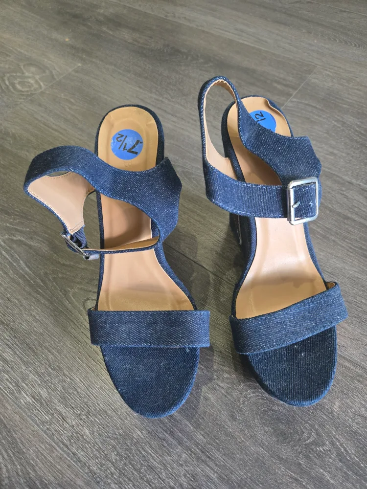 Denim Wedge Sandals - Size 7.5 image indicator(2)