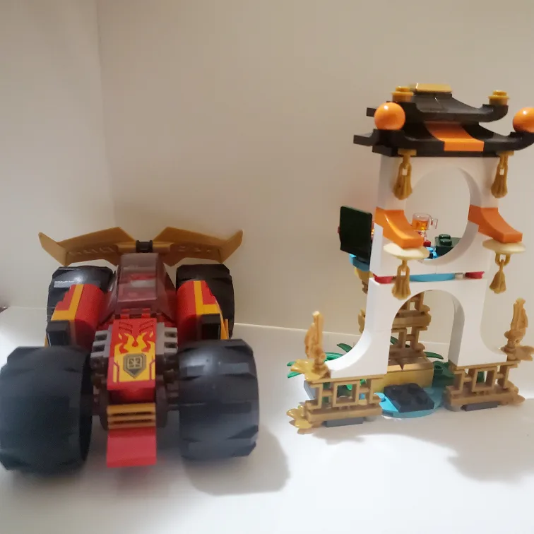 Lego Ninjago Kai's Car and temple image indicator(3)