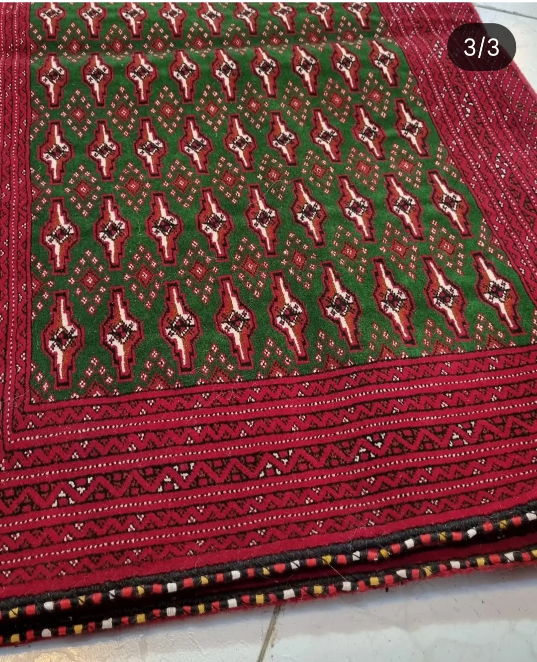 Red & Green Patterned Rug image indicator(3)