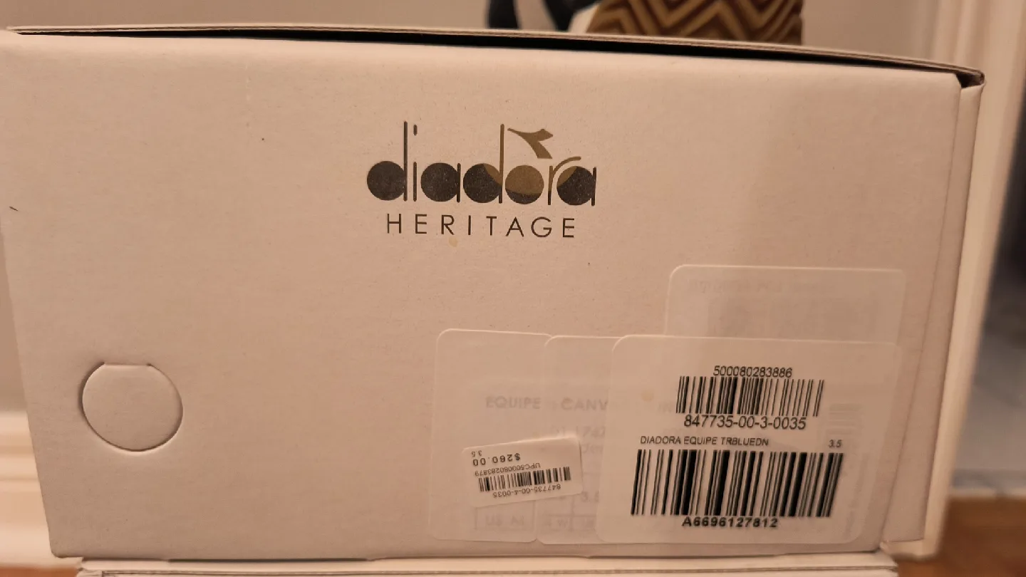 Diadora 1975 Heritage women's sz 6 shoes image indicator(3)