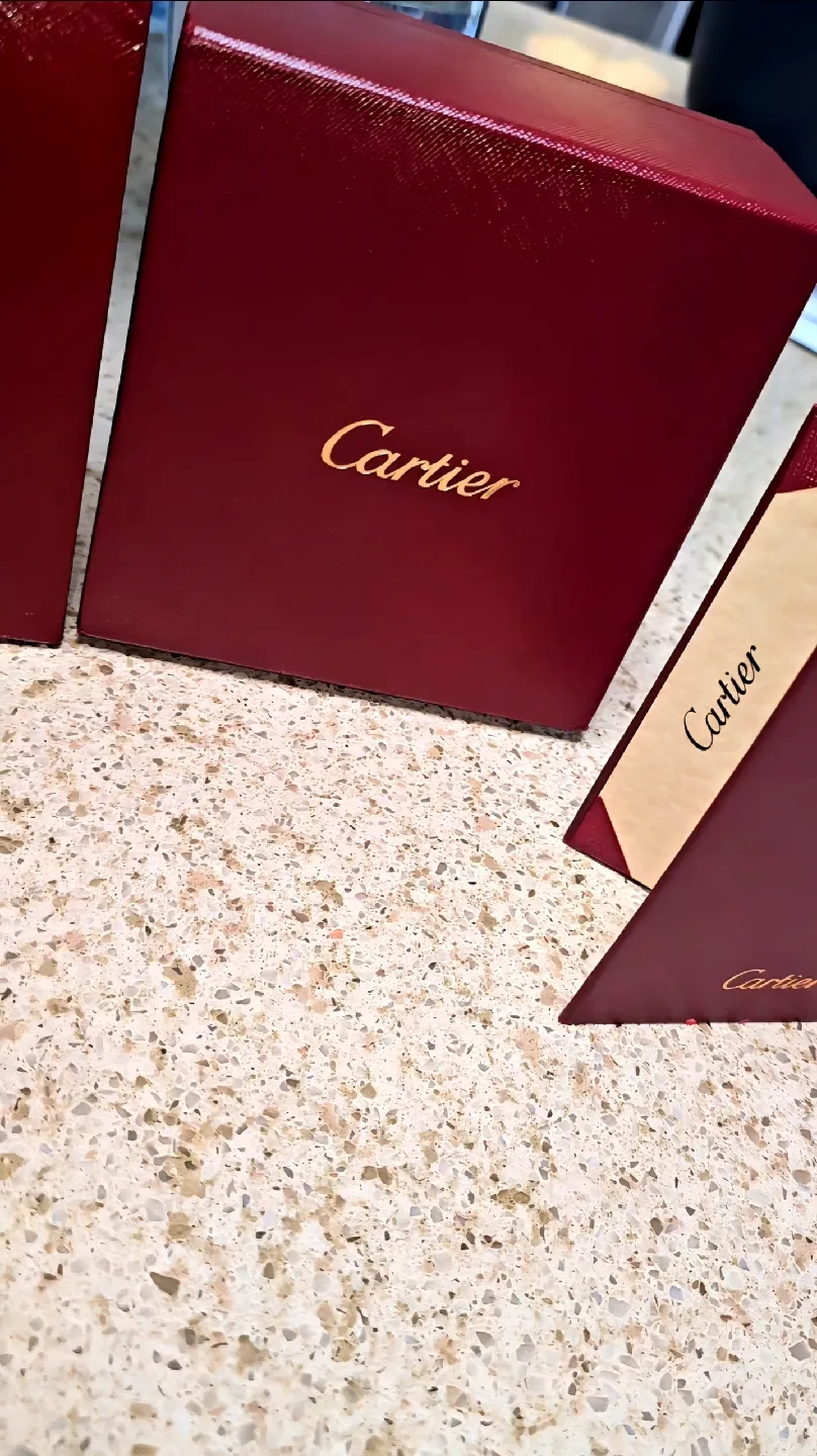 Cartier Love image indicator(2)