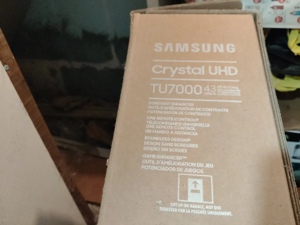 Samsung TU7000 43" Crystal UHD TV image indicator(4)