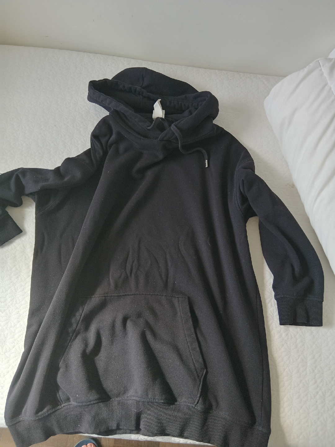 H&M Basics Black Hoodie - Size M