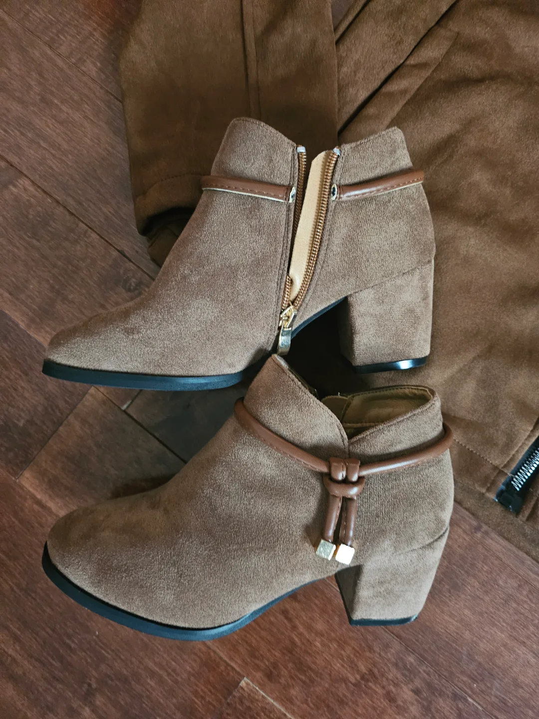 Brown Ankle Boots & Jacket Set image indicator(2)