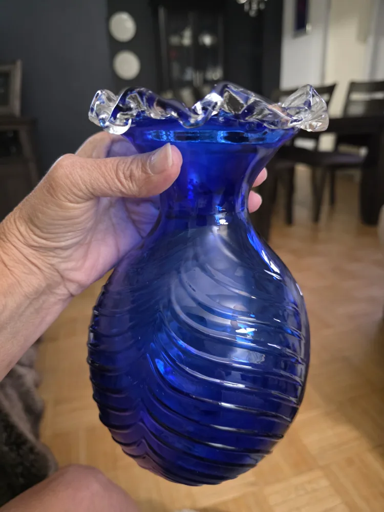 Vintage Cobalt Blue Vase image indicator(6)