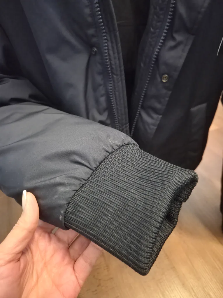 Masculino Black Winter Parka - Size L image indicator(3)