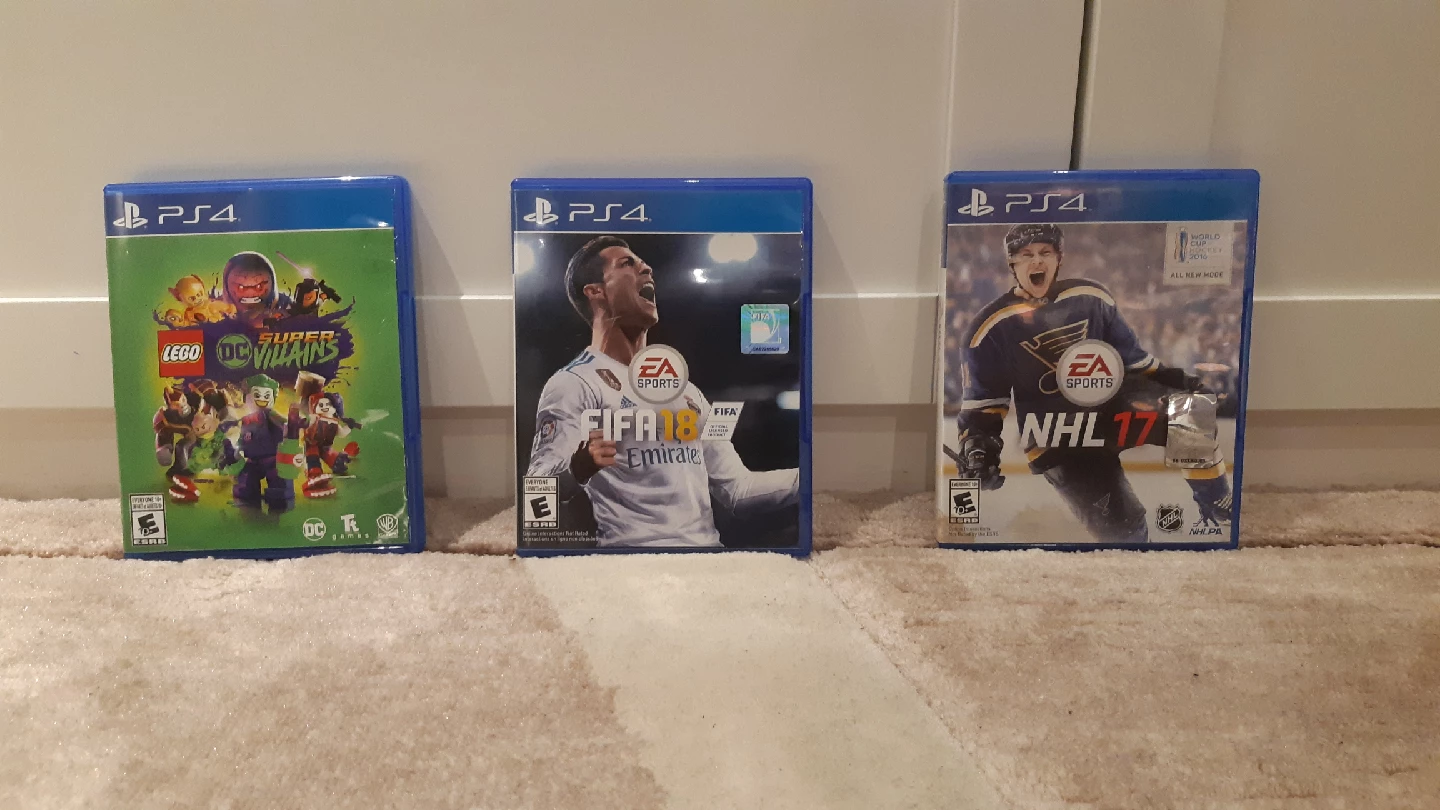 PS4 Games: Lego DC, FIFA 18, NHL 17