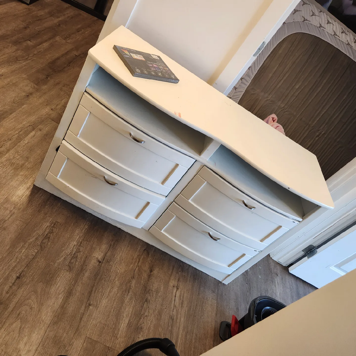 Kids on Wheelz 12V Bumper Car - Indoor/Outdoor image indicator(3)