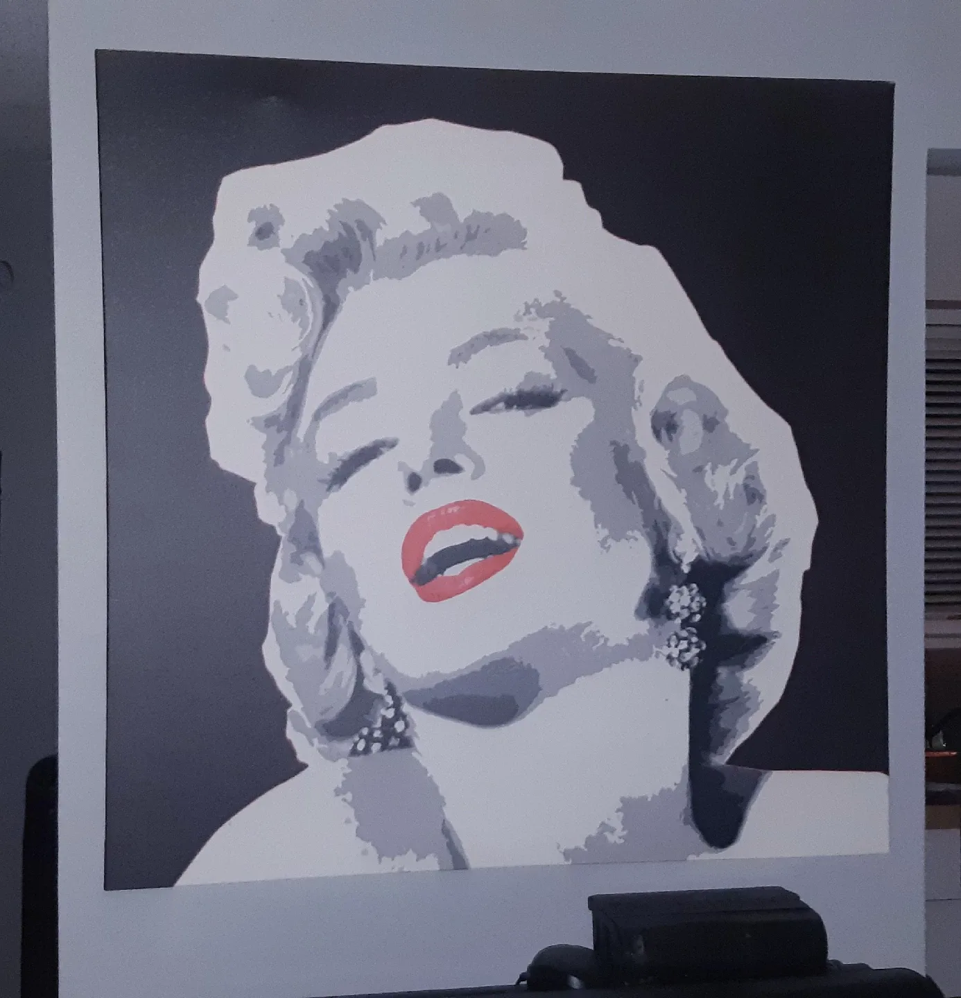 Large Marilyn Monroe wall art canvas thumbnail