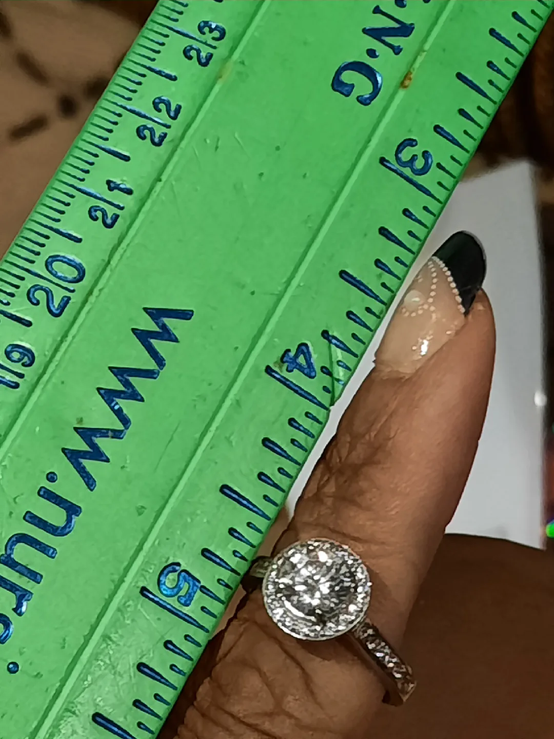 Auth GENUINE SOLID 1OK CZ WHITE GOLD HALO ENGAGEMENT RING image indicator(6)