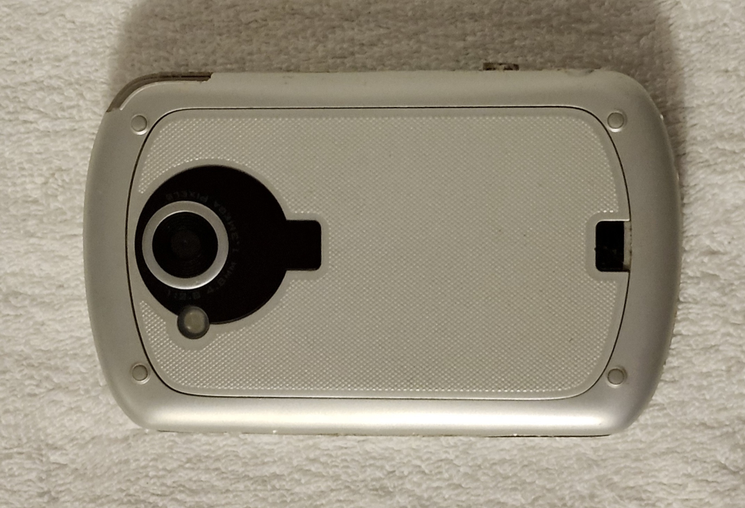 HTC Universal Pocket PC Mobile Phone - For parts or repair - photo 4