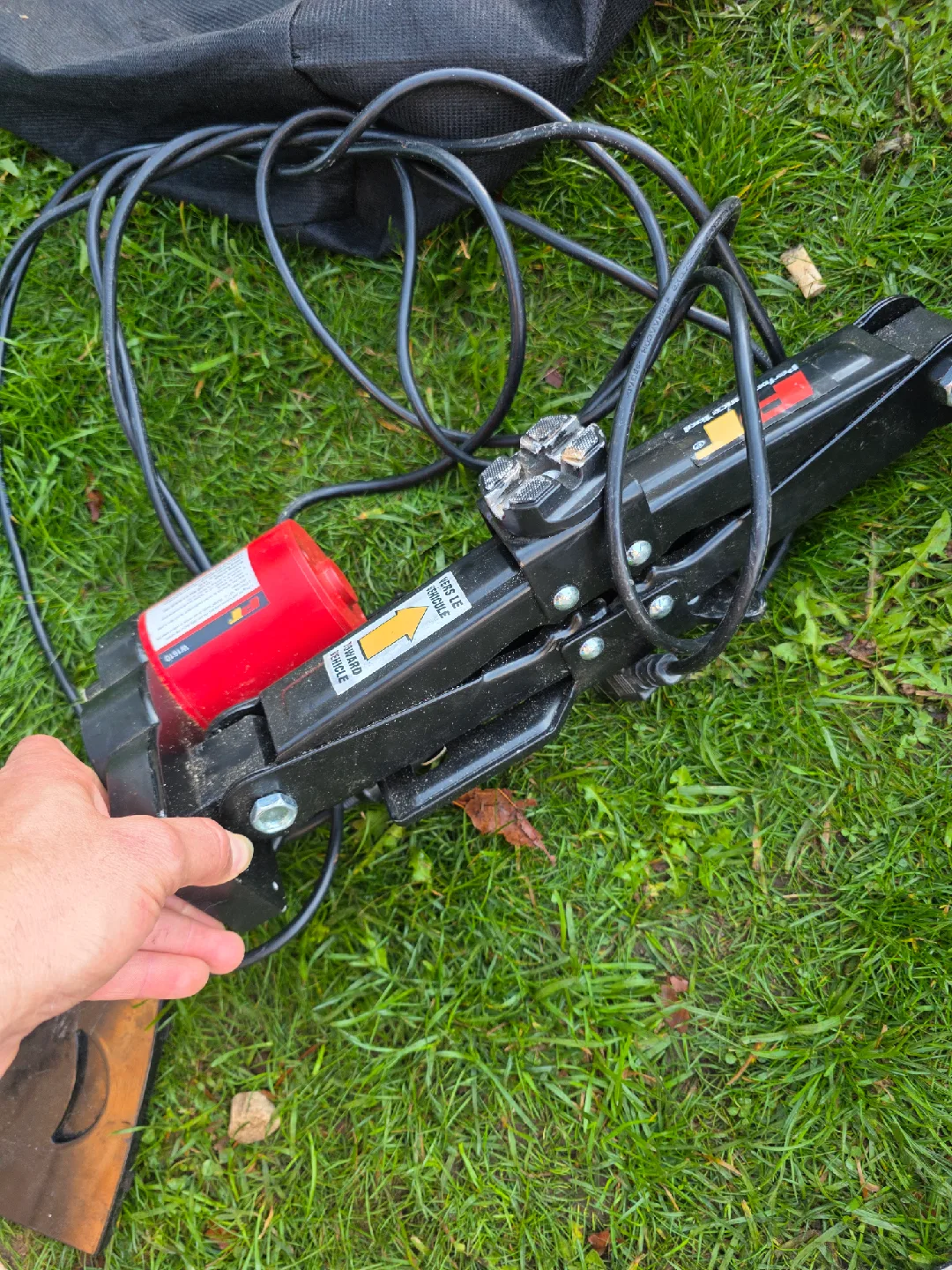 Performance Tool Electric Car Jack image indicator(2)