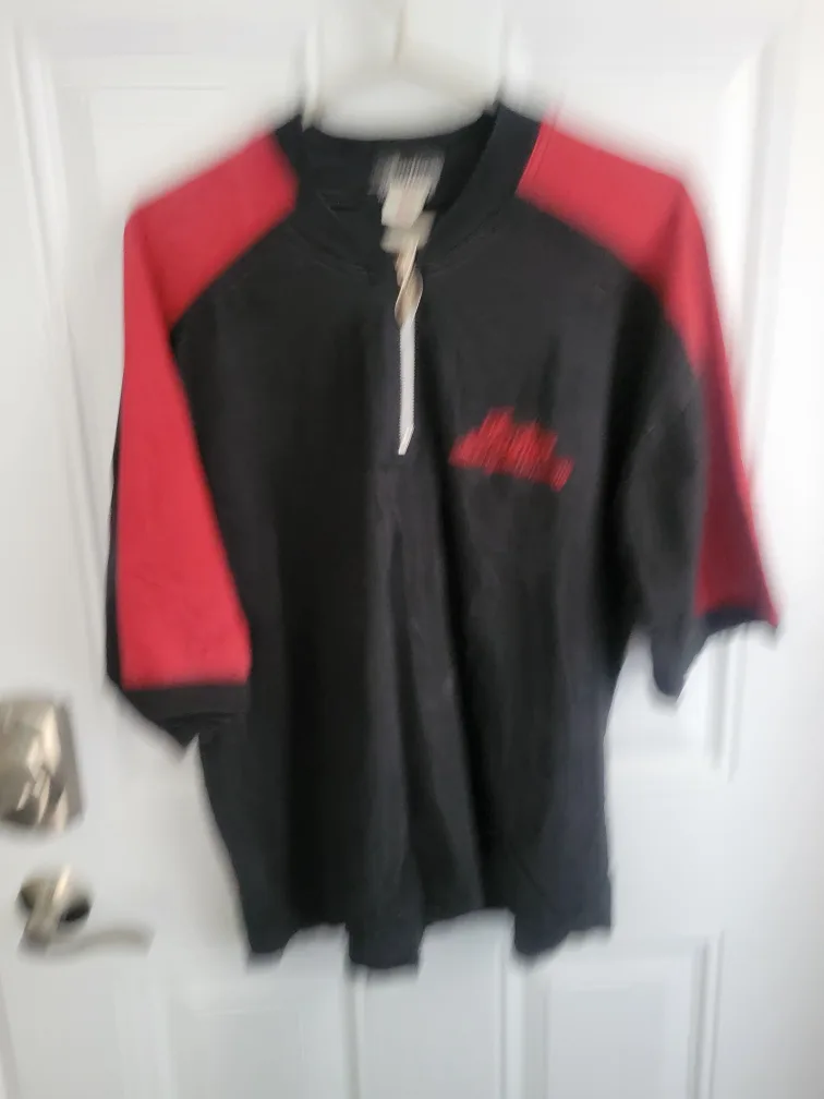 Men's Clothing (Size Medium) image indicator(6)