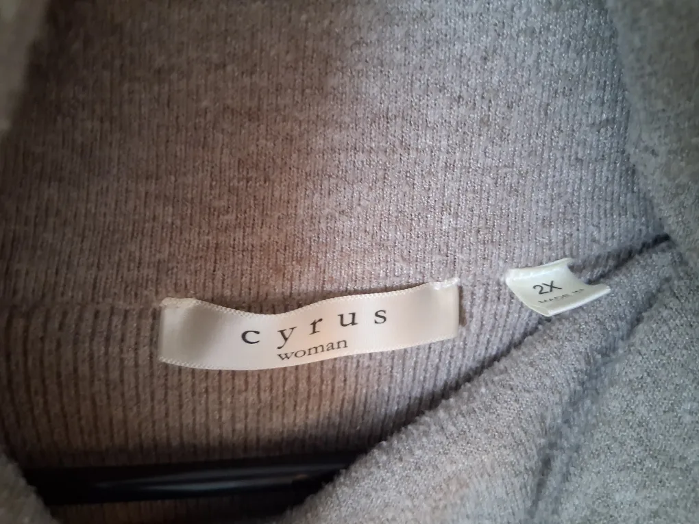 women's sweater (2X) image indicator(3)