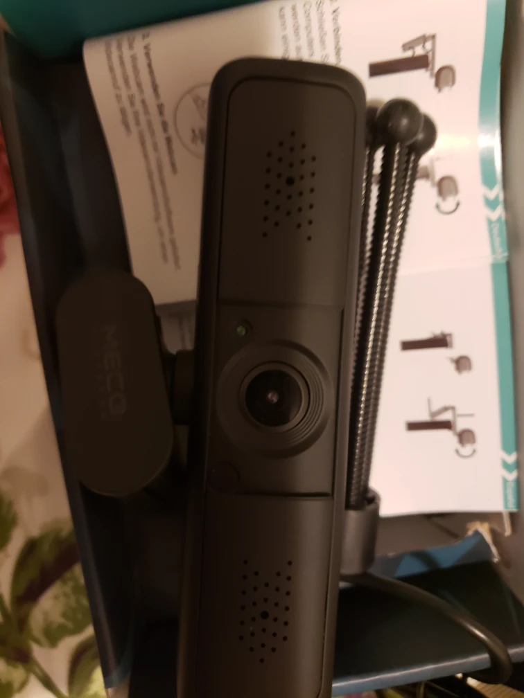MECO Webcam with Tripod - Like New! - photo 2