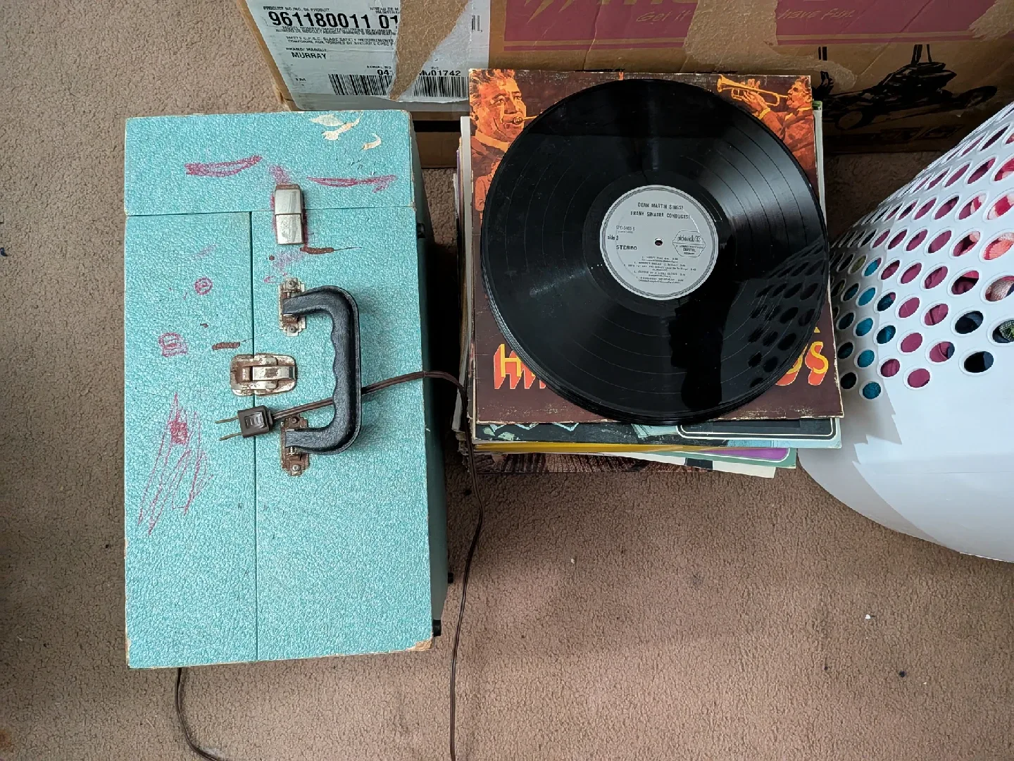 Vintage Vinyl Records & Record Player image indicator(2)