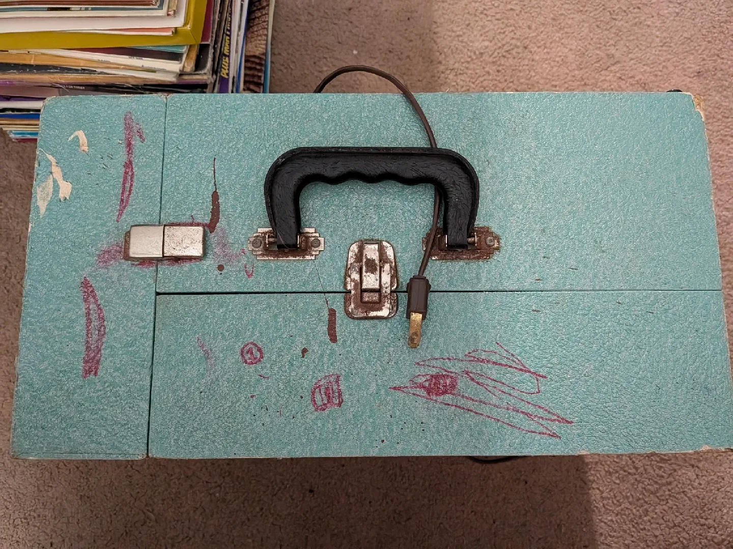 Vintage Vinyl Records & Record Player image indicator(4)