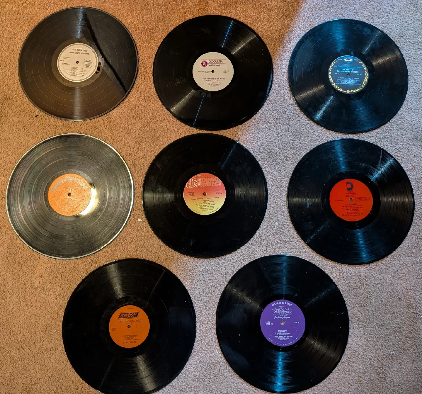 Vintage Vinyl Records & Record Player image indicator(5)