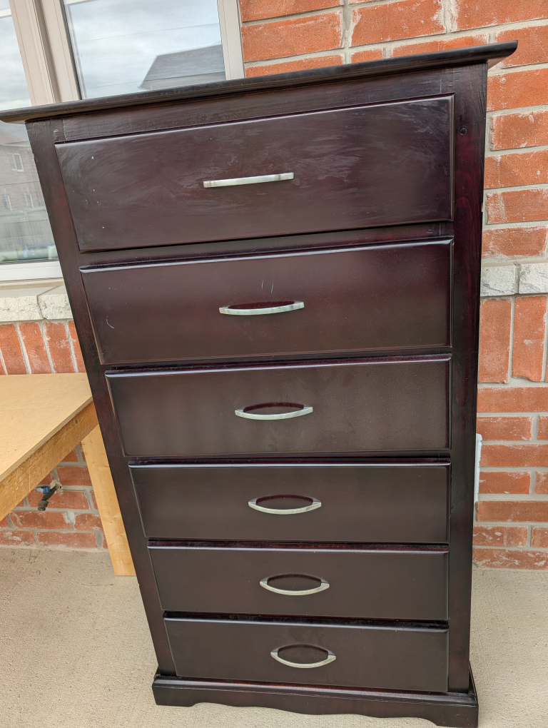 Dark Wood 6-Drawer Dresser