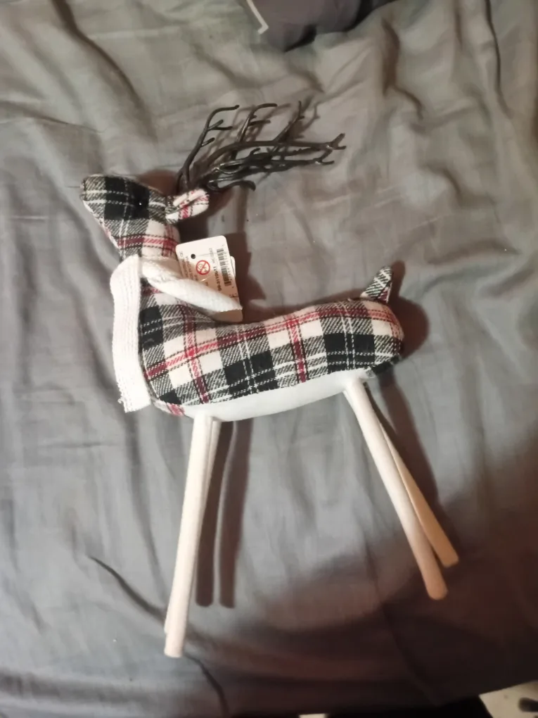 Plaid Reindeer Christmas Decoration thumbnail