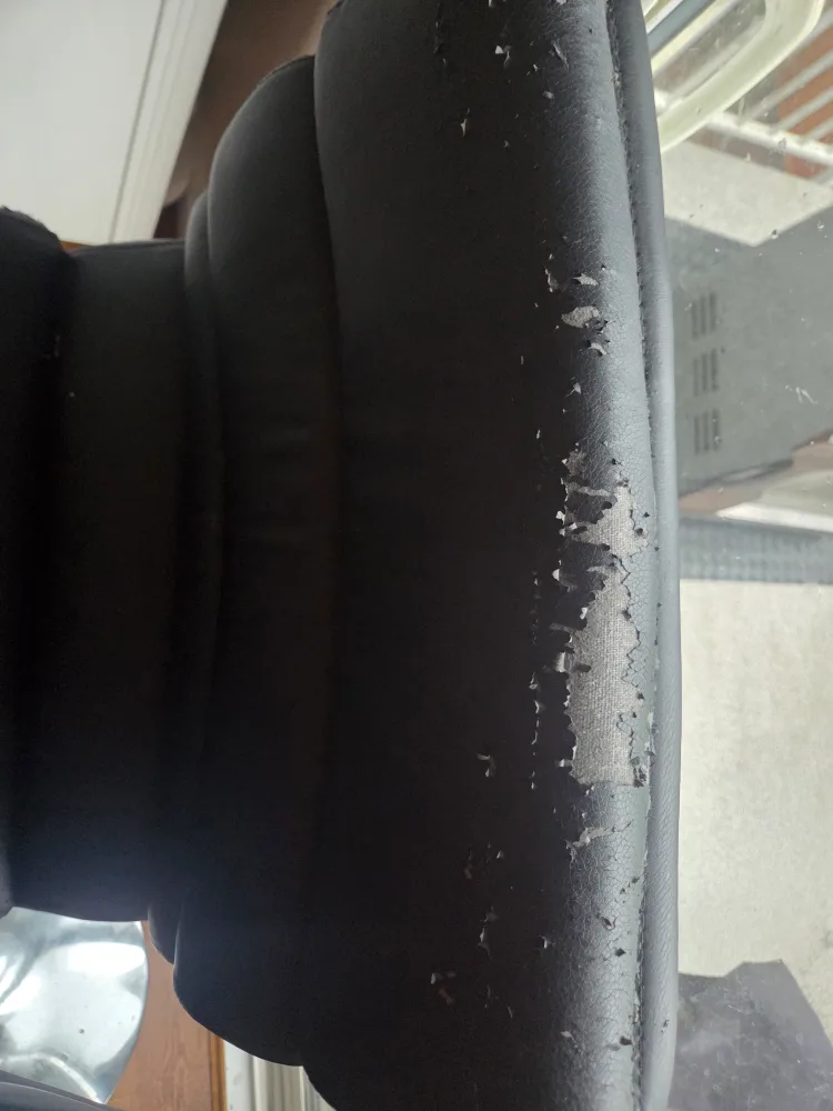 Set of 2 Black Bar Stools - Swivel image indicator(3)