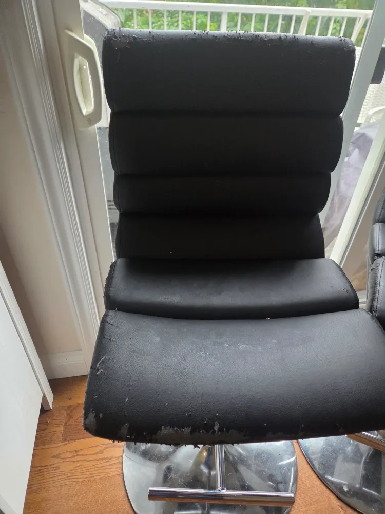 Set of 2 Black Bar Stools - Swivel image indicator(5)