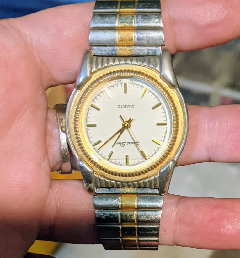 Quartz Watch two tone silver and gold band thumbnail