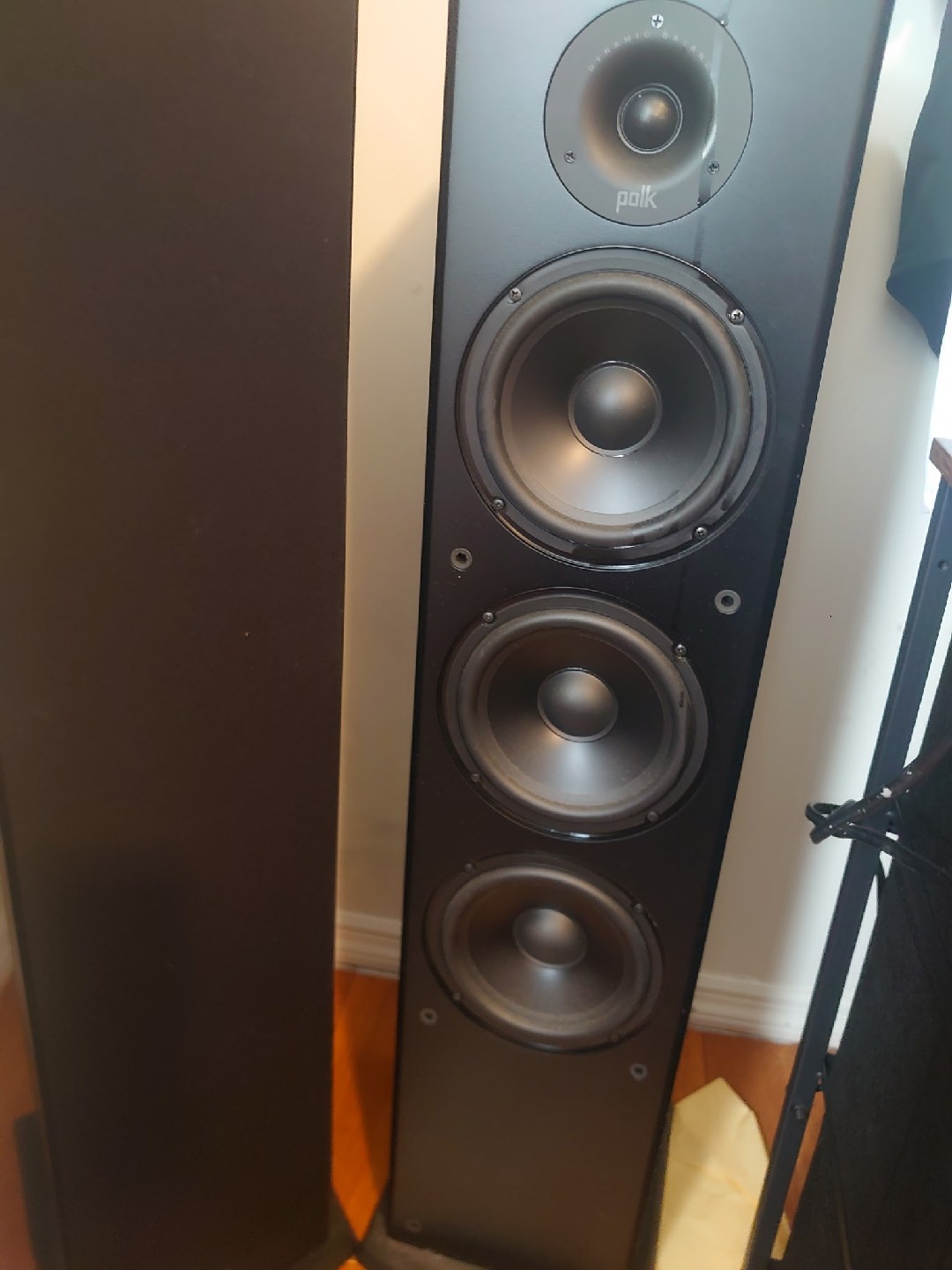 towel speaker with 100w sub (POLK) - photo 3