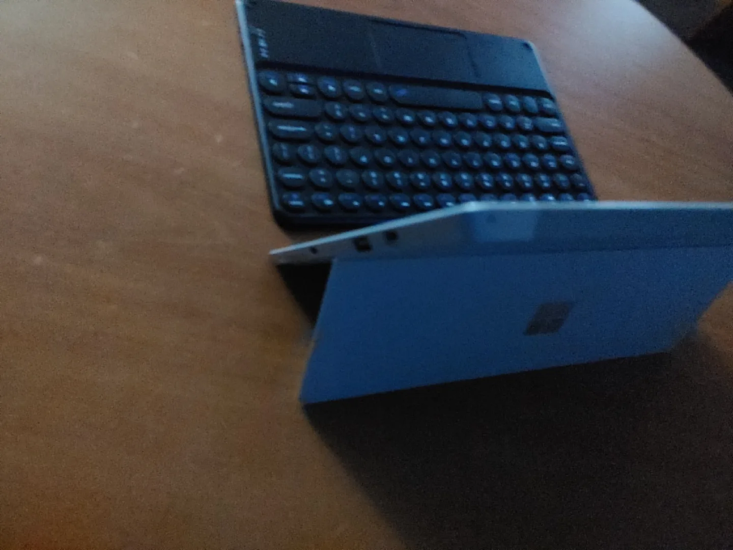 Microsoft Surface 3 Tablet with Bluetooth Touchpad keyboard image indicator(8)