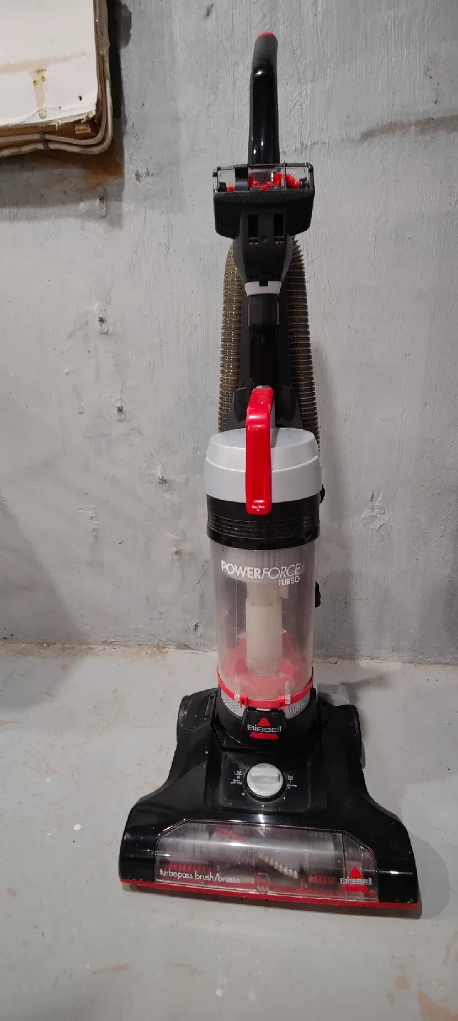 Bissell PowerForce Turbo Vacuum image indicator(2)