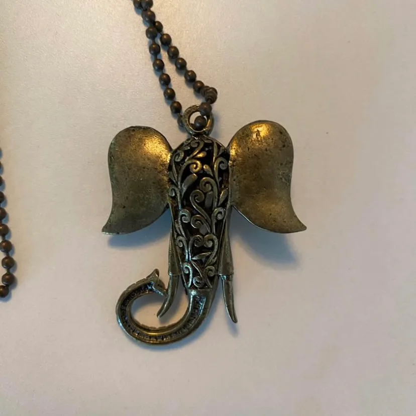 Vintage Elephant Shape Necklace image indicator(3)