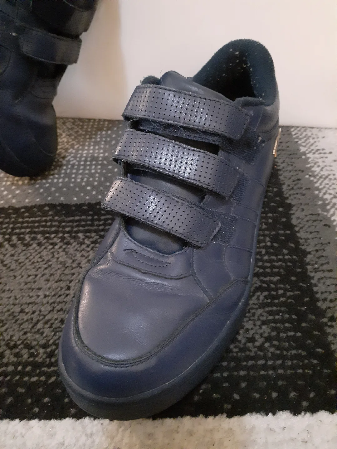 Roos Legion Velcro Mens Shoes Size 9 image indicator(3)