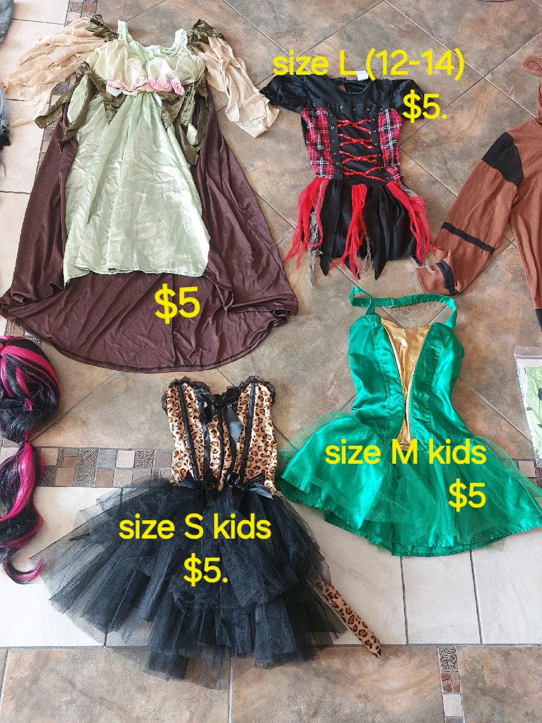 Halloween costumes accessories kids adults image indicator(8)