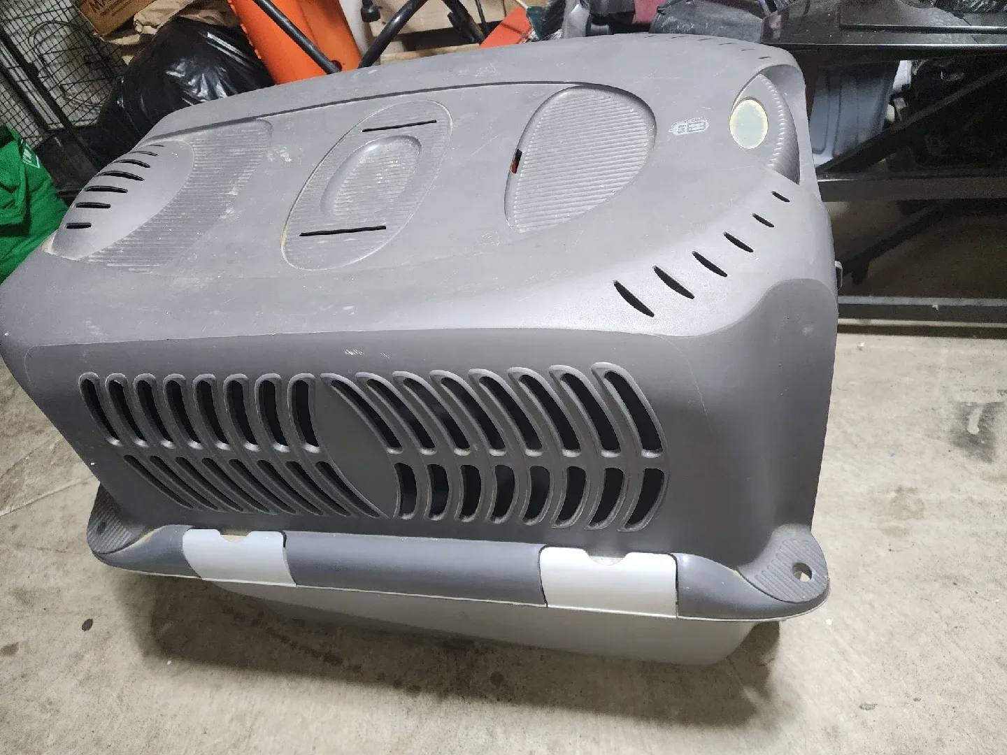 Petmate Sky Kennel Pet Carrier image indicator(3)