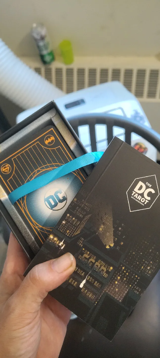 The DC Tarot Deck and Guidebook image indicator(2)