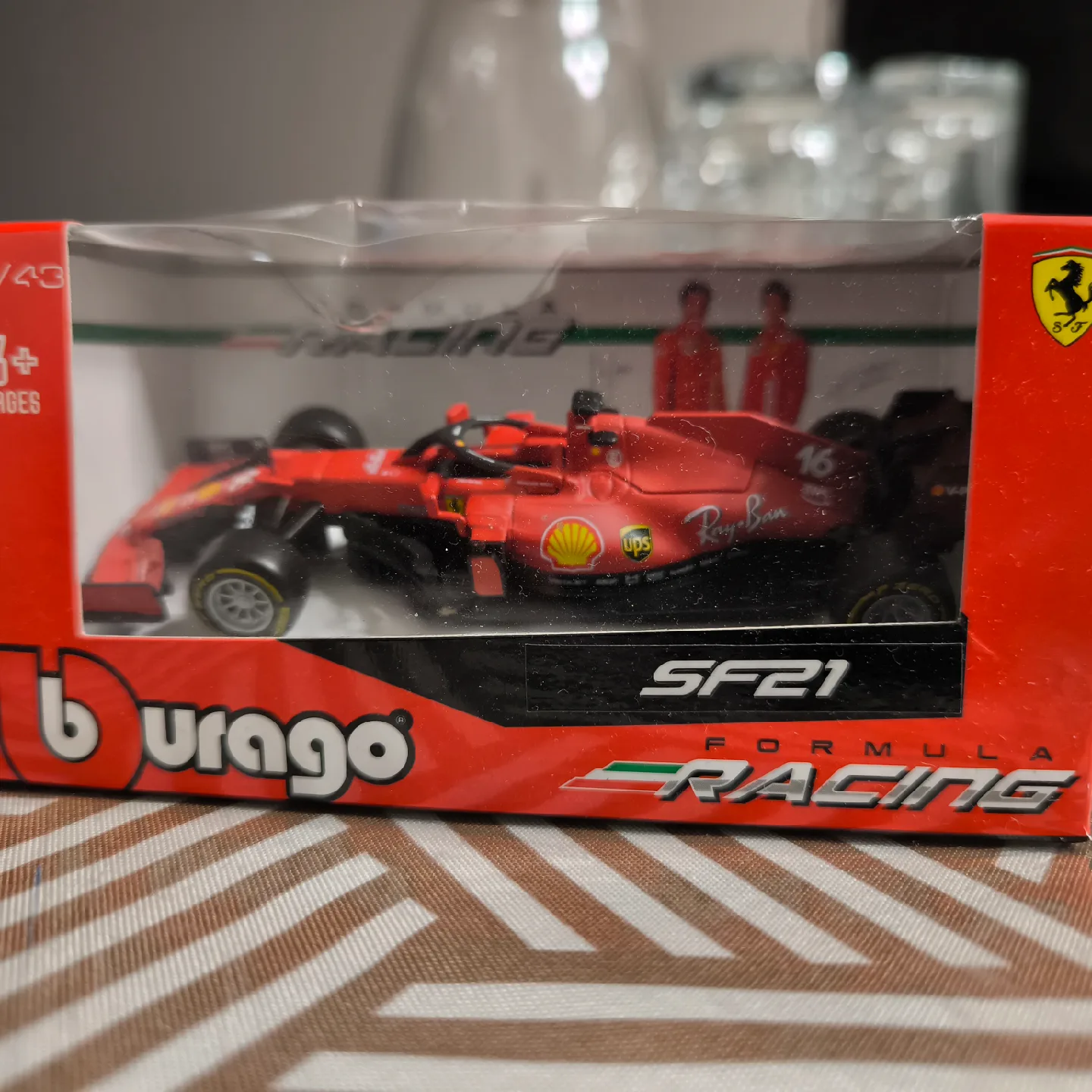 Ferrari 1:43 Charles Leclerc SF21 thumbnail