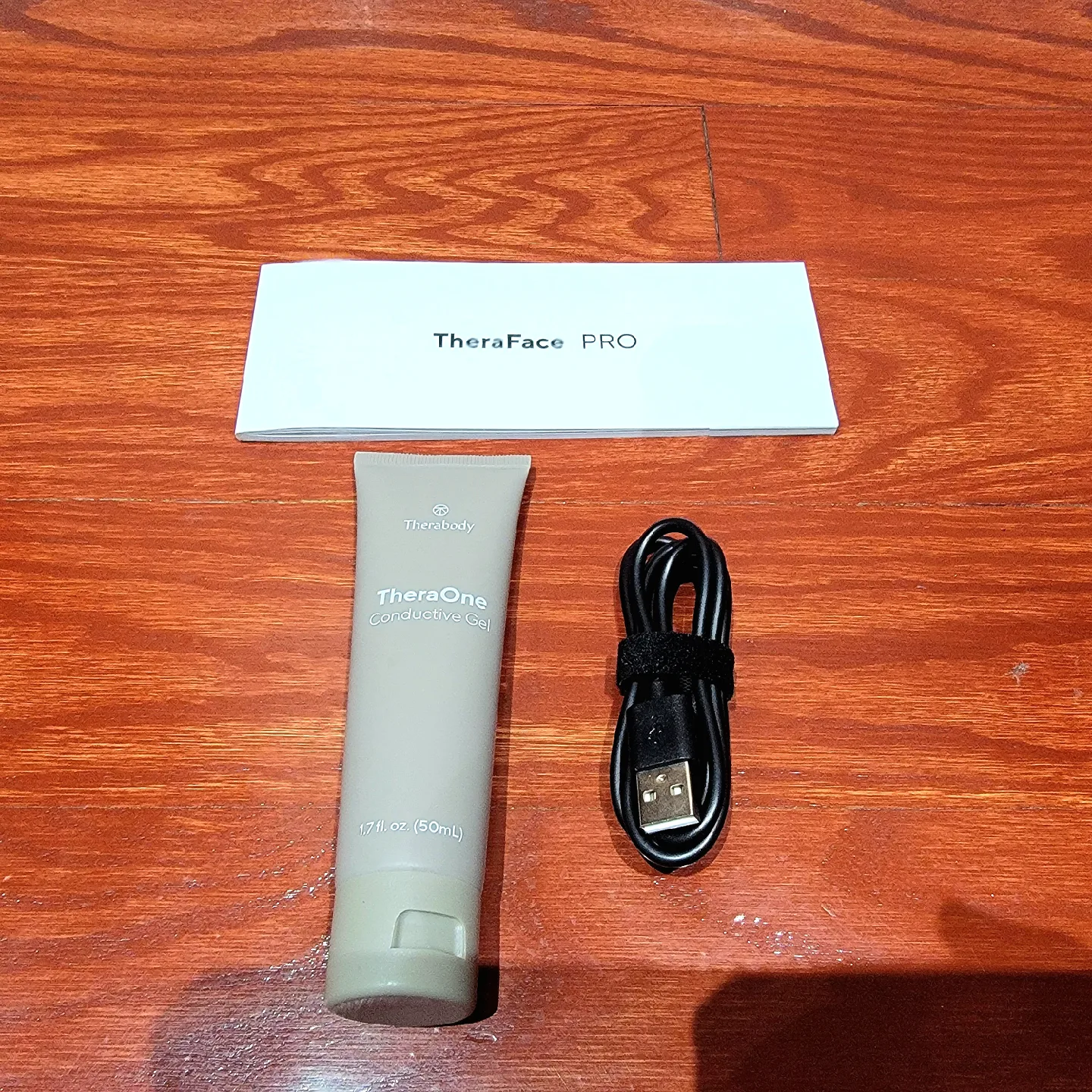 TheraFace PRO Microcurrent Face Massager Kit image indicator(10)