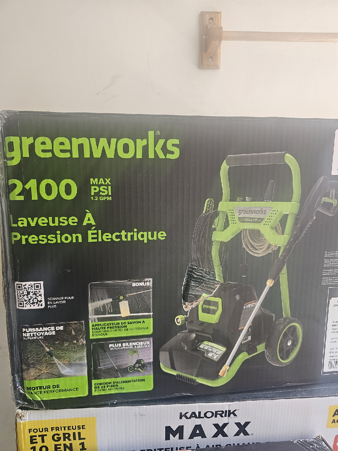 Greenworks 2100 PSI Electric Pressure Washer - New