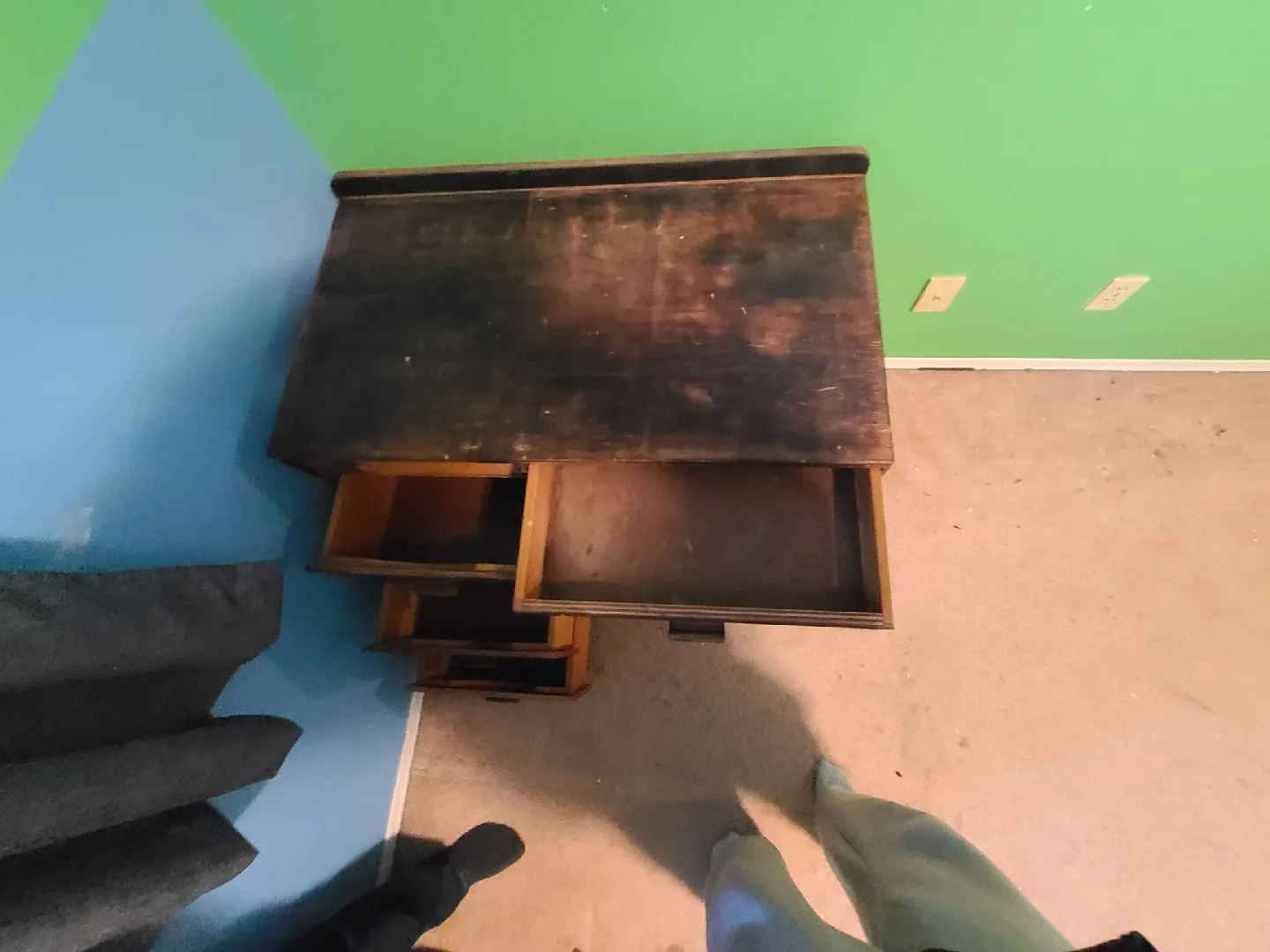 Vintage Wooden Desk with Drawers image indicator(4)