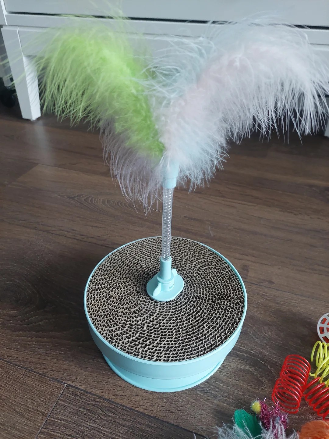 Cat Scratcher & Toys Bundle image indicator(2)